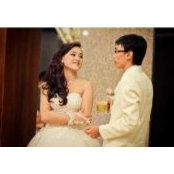Tae Hee Kim's photo