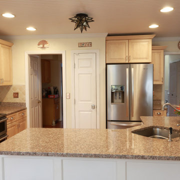 Bright, Airy & Beautiful: A Maple Kitchen Transformation