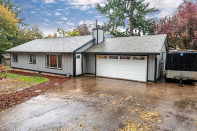 Example of a classic exterior home design in Portland