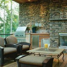 OUTDOOR LIVING SPACE
