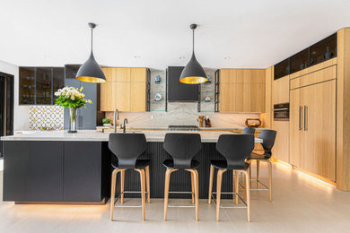 Inspiration for a modern kitchen remodel in San Diego