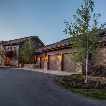 Rustic Mountain Equestrian Property
