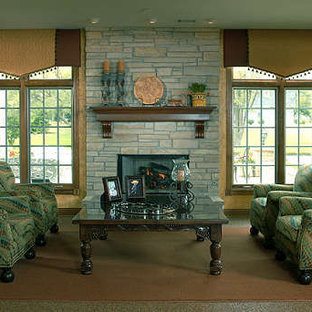 Mediterranes Wohnzimmer in Chicago