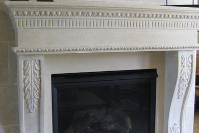 Example of a classic living room design in Raleigh
