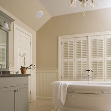 Trevor's main bath