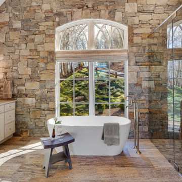 Master Bath Stone Wall