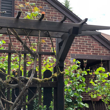 Bungalow Garden Through the Seasons