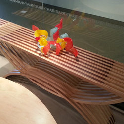 TRA Art Gallery/ Mobili Now- Neil Console Table - Coffee Tables