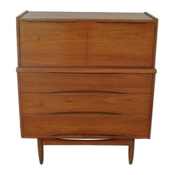 Mid Century 4 Drawer Dresser - Dressers