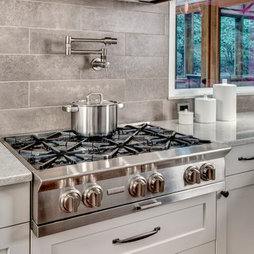 Bridle Trails Kitchen and Main Floor Makeover