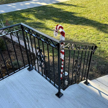 Classic railings with lambs tongues and scrolls
