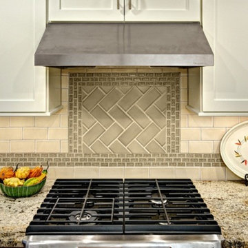 Lake Nokomis Kitchen