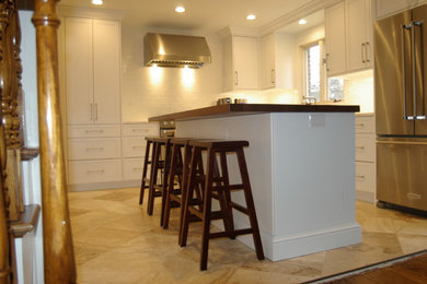 Inspiration for a transitional kitchen remodel in St Louis