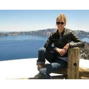 Erica Mahn's photo