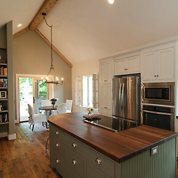 English Cottage in Davidson