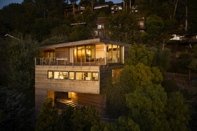 Inspiration for a modern exterior home remodel in San Francisco