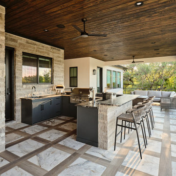 Contemporary Ranch Kingsland