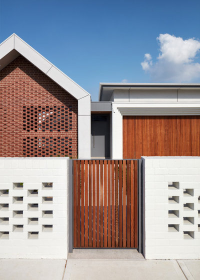 Contemporary Exterior by Vanda Constructions "Custom Homes & Renovations"