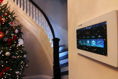Inspiration for a mid-sized timeless entryway remodel in New York