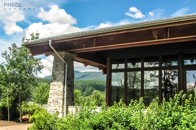 Exterior home photo in Vancouver