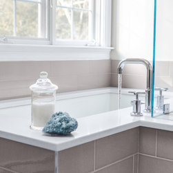 South Street Master Bath - Tub And Shower Faucet Sets