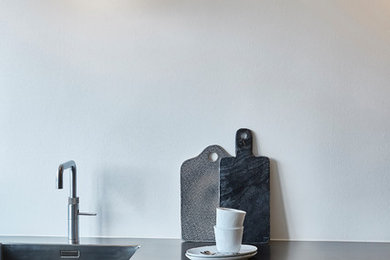 Evas nye snedkerkøkken er bygget på IKEAs billige køkkenskabe.