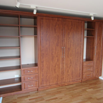 MURPHY BEDS