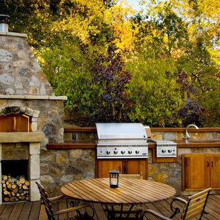 サンフランシスコのトランジショナルスタイルのおしゃれなデッキの写真