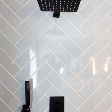 Knott Bathroom