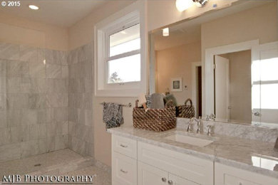 Bathroom - craftsman bathroom idea in Portland