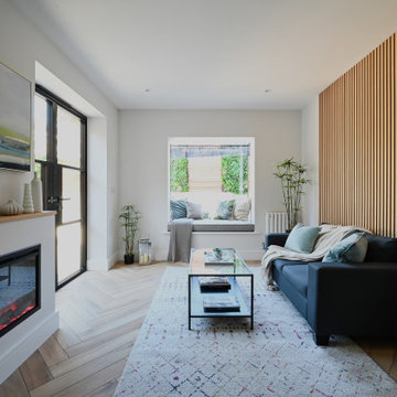 Contemporary 2-Bed Side Return Extension – London