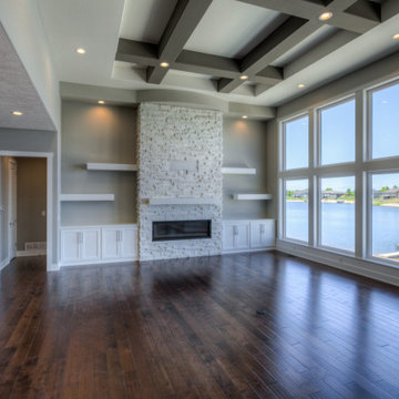 1.5-story custom Brandenburg - modern finishes