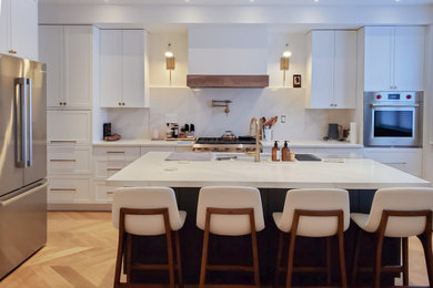 Kitchen - kitchen idea in New York