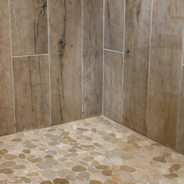 Guest Bathroom Makeover!