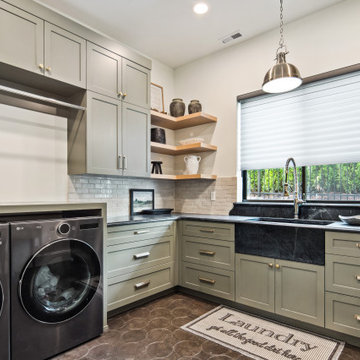 Heritage Crest - Lot 3