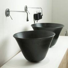 tap & showers % sink