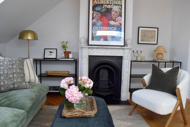 Traditional living room in London.