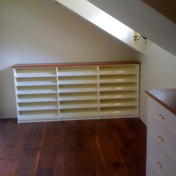 High End Walk-in Closets - Shoe Storage