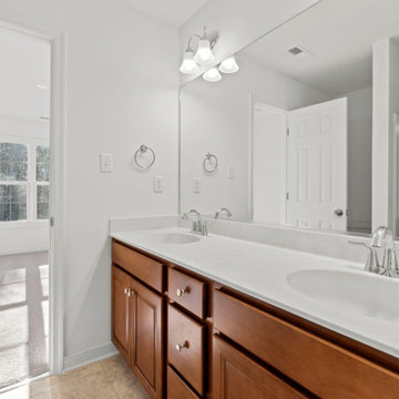 Brookshire - Harpers Mill - Jack and Jill Bathroom