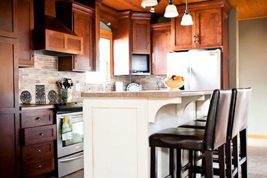 Kitchen - traditional kitchen idea