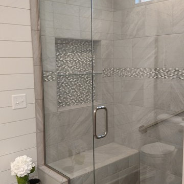 Huff Park Bath Remodels
