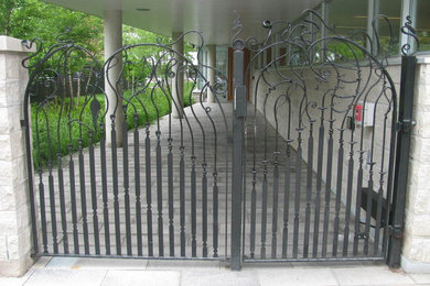 Gate ' Sculptural'