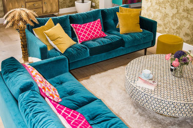 Example of an eclectic family room design in Bridgeport