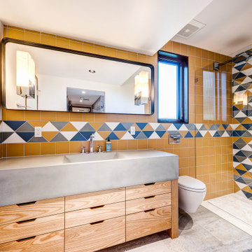 Blended Accent Tile Shower and Backsplash