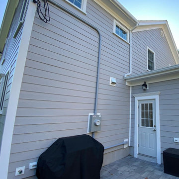 Siding Installation - James Hardie Lap Siding in Light Mist