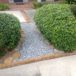 Limestone walkways with stepping stones - Landscaping Stones And Pavers