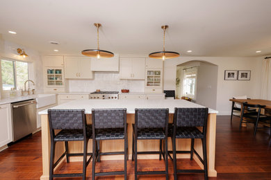 Kitchen - kitchen idea in Baltimore