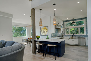 Trendy kitchen photo in San Francisco