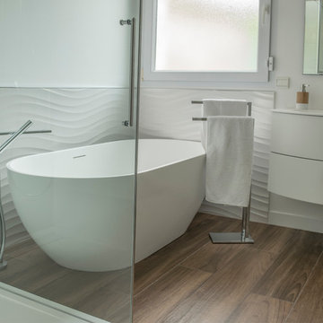 Une salle de bain moderne et design