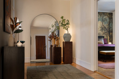 Example of an entryway design in Seattle